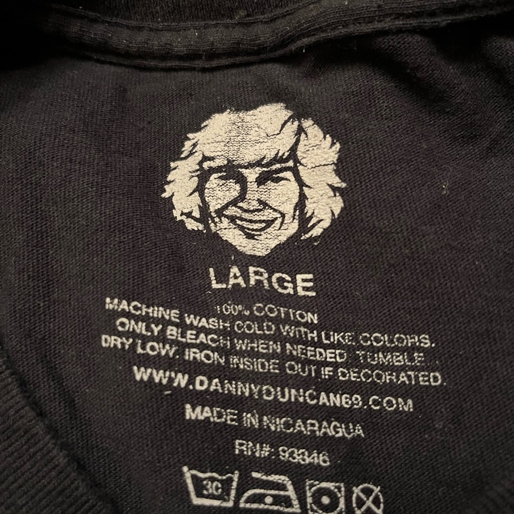 Virginity Rocks Tshirt - Picture 2 of 2